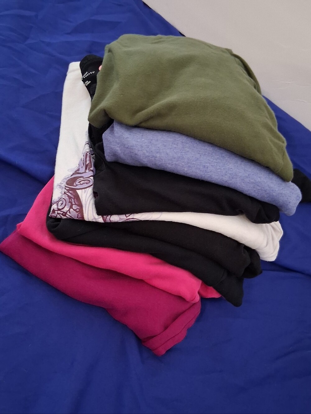 Assortment Of 8 Women's Long-Sleeve Tee Shirt Tops Size Fit Large Mix Brands